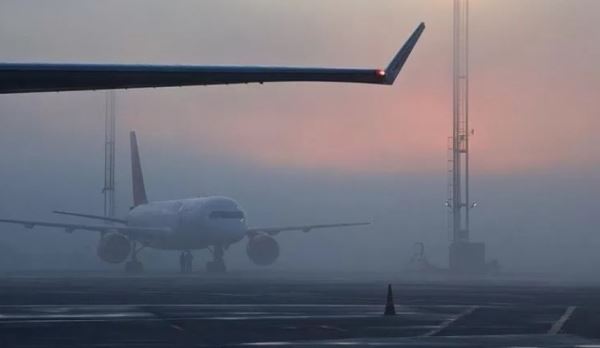 Аэропорт Сочи не смог принять 6 рейсов из-за непогоды