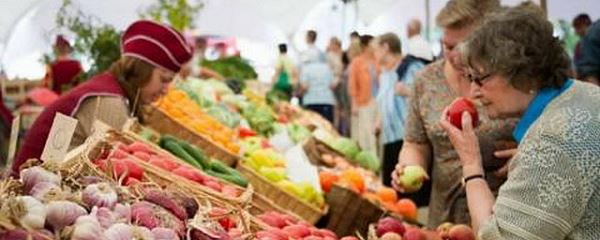 Минсельхоз Астраханской области объяснил высокую стоимость овощей на рынках Астрахани